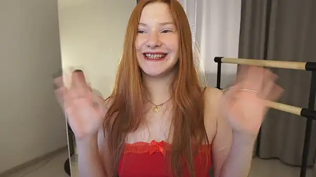 FiaMoor online show from 11/17/25, 11:38