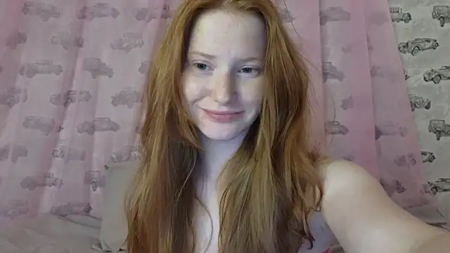 Snapshot of FiaMoor chatting on 07/29/26, 11:14 FiaMoor online show from 07/29/26, 11:14