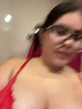Valenhillxh online show from 07/31/26, 03:50