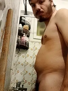 Snapshot of Tsabi chatting on 02/15/25, 01:21 Tsabi online show from 02/15/25, 01:21