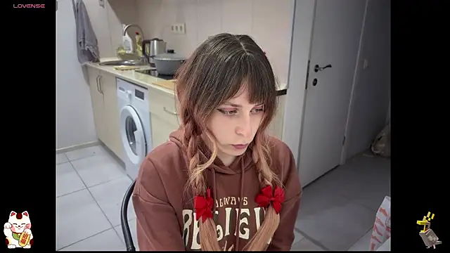 ShiroiFubuki online show from 10/12/25, 06:29