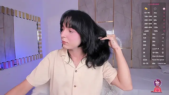 Jiggly   online show from 03/25/26, 04:51