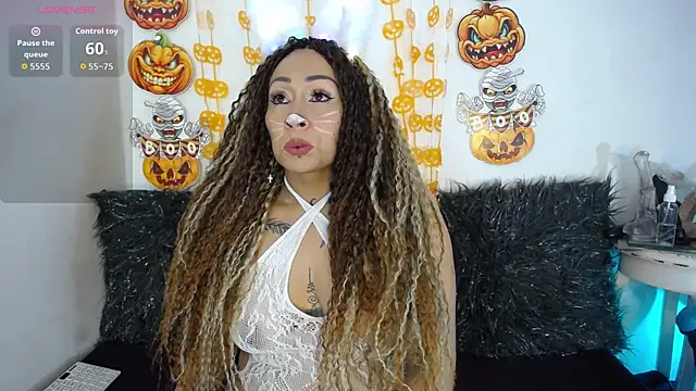 Snapshot of luna_sofia69 chatting on 10/08/25, 11:41 luna sofia69 online show from 10/08/25, 11:41