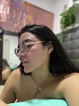 Lia flowers online show from 01/12/25, 05:34