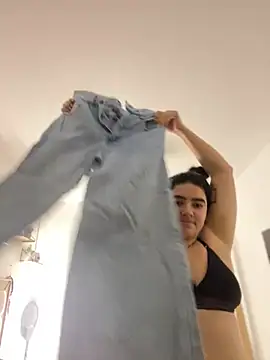 Lia flowers online show from 02/02/25, 04:48