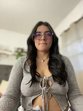 Lia flowers online show from 03/08/25, 11:07