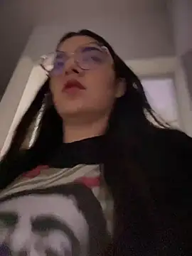 Lia flowers online show from 03/18/25, 05:31