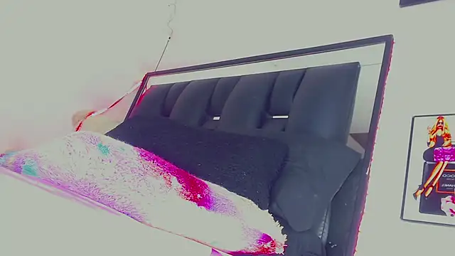 candy kendall online show from 07/18/26, 04:49
