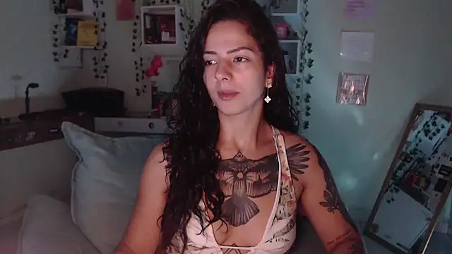 BeellyDance online show from 04/25/26, 01:03