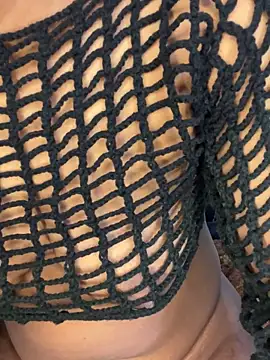 Snapshot of sweetestval chatting on 10/22/25, 07:08 sweetestval online show from 10/22/25, 07:08