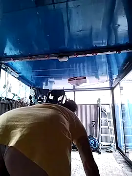 lindaledi2 online show from 04/17/26, 02:53