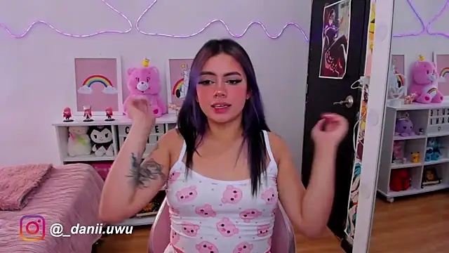 CuteDani  online show from 01/15/25, 04:43