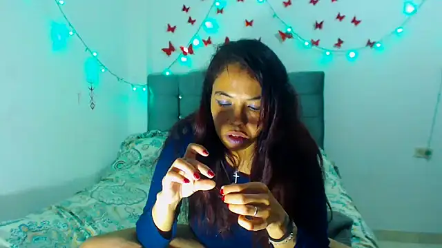 AmaraRoberts420 online show from 01/20/25, 05:59