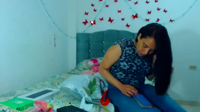 AmaraRoberts420 online show from 01/23/25, 01:19