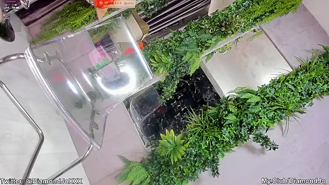 Snapshot of DiamondJo_ chatting on 12/06/24, 04:36 DiamondJo online show from 12/06/24, 04:36