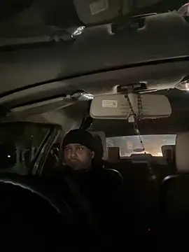 Dick 6inches online show from 10/31/25, 02:29