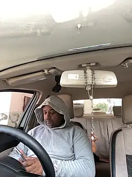 Dick 6inches online show from 11/27/25, 06:15