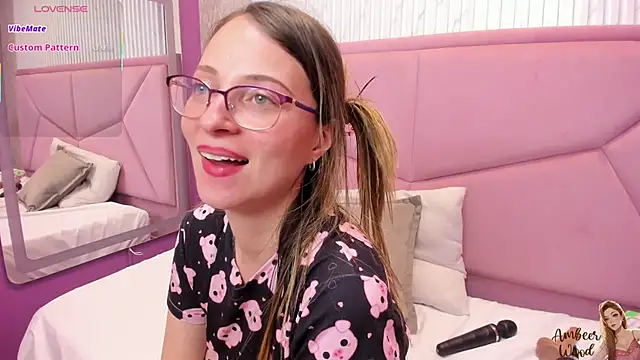 AmbeerWood  online show from 02/06/25, 06:02