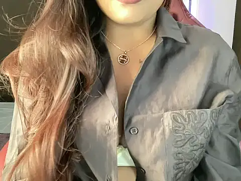 shanayaaa 1 online show from 12/05/25, 06:48