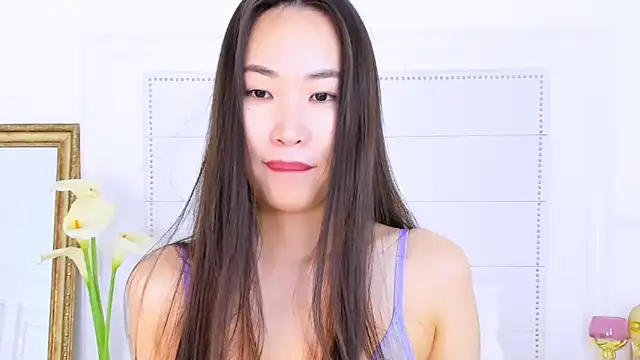 NaomiYuu online show from 03/02/25, 02:19