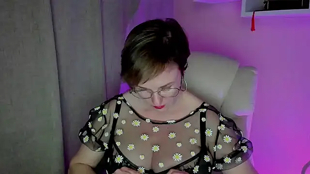 feliziaDesire online show from 06/02/26, 07:05