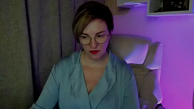 feliziaDesire online show from 07/16/26, 03:45