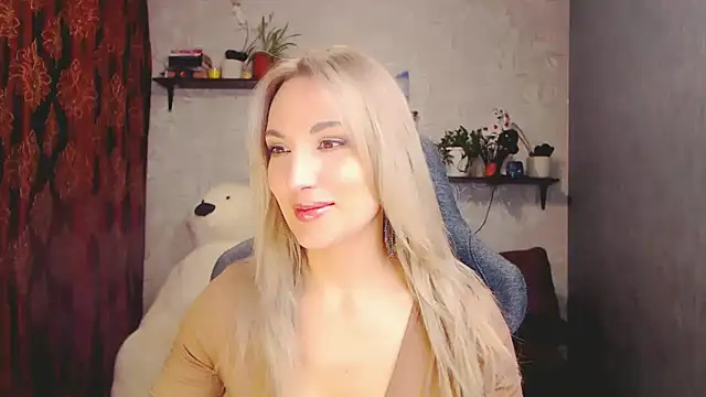 MillaXQueen online show from 03/14/25, 11:56