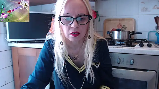 martachatte online show from 09/20/25, 08:26