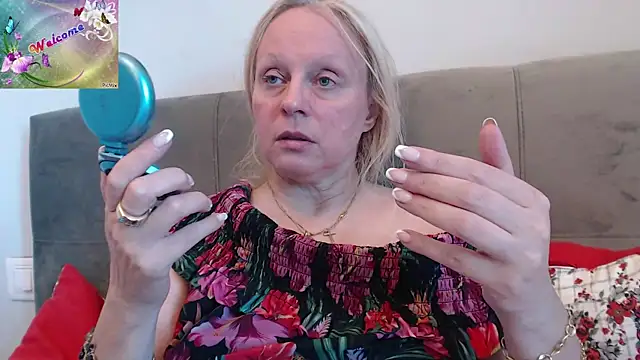 martachatte online show from 09/29/25, 08:30