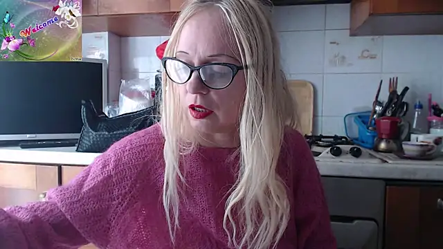 martachatte online show from 10/01/25, 08:53