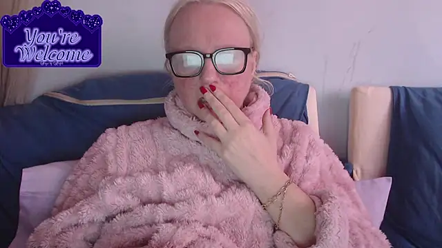 martachatte online show from 03/25/26, 08:42