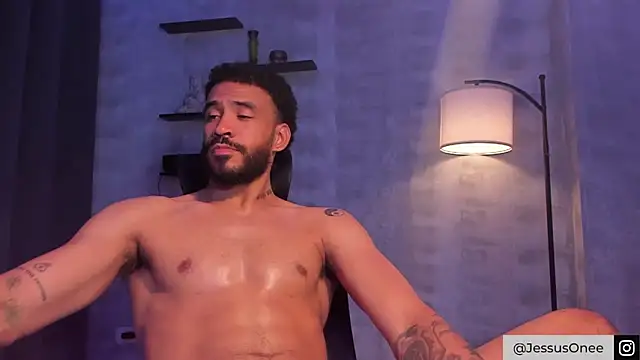 Snapshot of JesusOne chatting on 02/10/26, 09:52 JesusOne online show from 02/10/26, 09:52