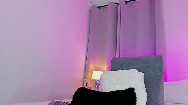 Snapshot of ice_grace chatting on 01/09/25, 02:07 ice grace online show from 01/09/25, 02:07