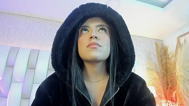 Rebeca jones online show from 02/25/26, 12:04