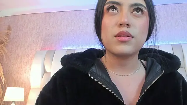 Rebeca jones online show from 05/13/26, 12:24
