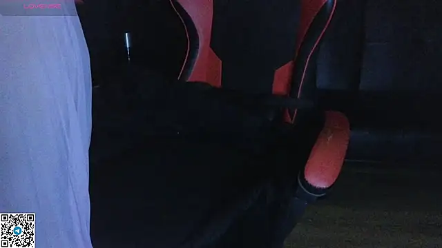 Mia G0ld online show from 11/08/25, 05:01