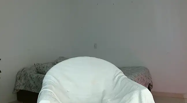 Nayade online show from 03/06/25, 06:16