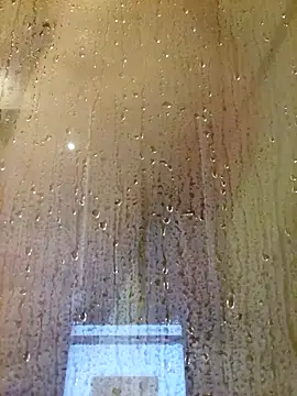 Snapshot of stiffandlubed@xh chatting on 01/01/25, 09:41 stiffandlubedxh online show from 01/01/25, 09:41