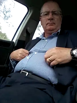 Snapshot of stiffandlubed@xh chatting on 01/06/25, 02:26 stiffandlubedxh online show from 01/06/25, 02:26