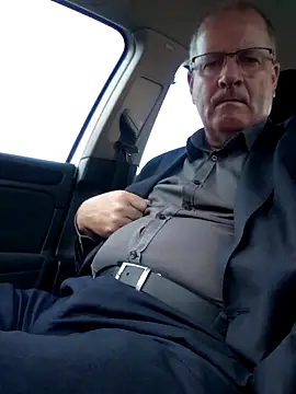 Snapshot of stiffandlubed@xh chatting on 01/06/25, 08:50 stiffandlubedxh online show from 01/06/25, 08:50