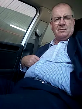 Snapshot of stiffandlubed@xh chatting on 01/08/25, 07:45 stiffandlubedxh online show from 01/08/25, 07:45