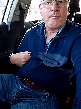 Snapshot of stiffandlubed@xh chatting on 01/17/25, 06:57 stiffandlubedxh online show from 01/17/25, 06:57