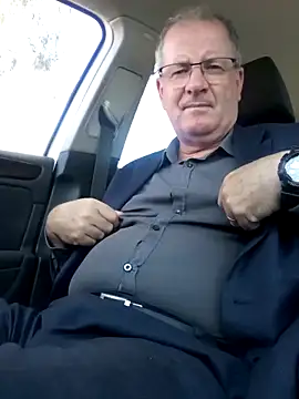 Snapshot of stiffandlubed@xh chatting on 02/06/25, 02:22 stiffandlubedxh online show from 02/06/25, 02:22