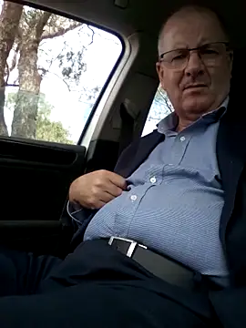 Snapshot of stiffandlubed@xh chatting on 02/19/25, 02:12 stiffandlubedxh online show from 02/19/25, 02:12