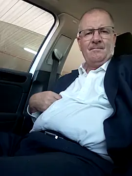 Snapshot of stiffandlubed@xh chatting on 02/20/25, 07:23 stiffandlubedxh online show from 02/20/25, 07:23