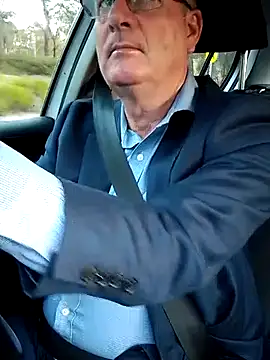 Snapshot of stiffandlubed@xh chatting on 02/24/25, 08:14 stiffandlubedxh online show from 02/24/25, 08:14