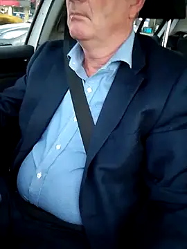 Snapshot of stiffandlubed@xh chatting on 03/16/25, 08:21 stiffandlubedxh online show from 03/16/25, 08:21