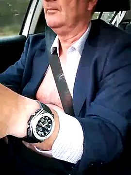 Snapshot of stiffandlubed@xh chatting on 03/17/25, 08:19 stiffandlubedxh online show from 03/17/25, 08:19