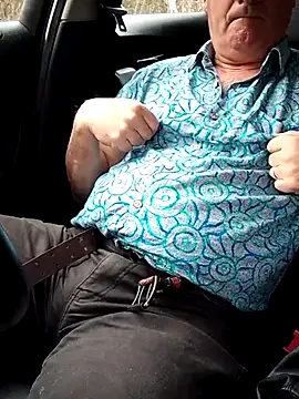 Snapshot of stiffandlubed@xh chatting on 10/30/25, 09:15 stiffandlubedxh online show from 10/30/25, 09:15