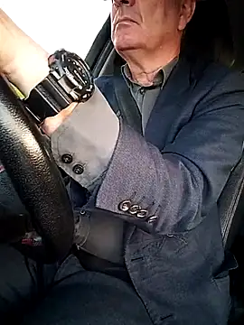 stiffandlubedxh online show from 03/29/26, 08:42